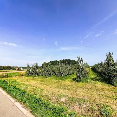 Modern Loft With 2 Bedrooms Near Sint Truiden 아파트